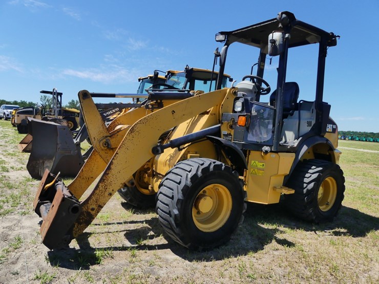 2015-caterpillar-903c-image-1