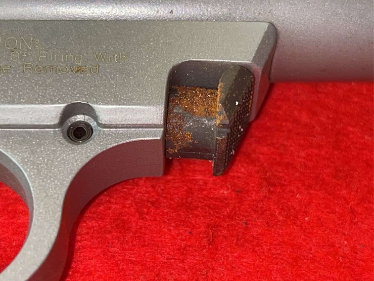 smith-&-wesson-model-22s-semi-auto-pistol-.22-lr-image-21
