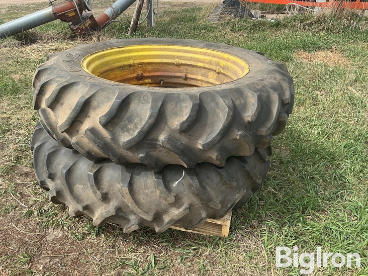 deere-tires-image-2