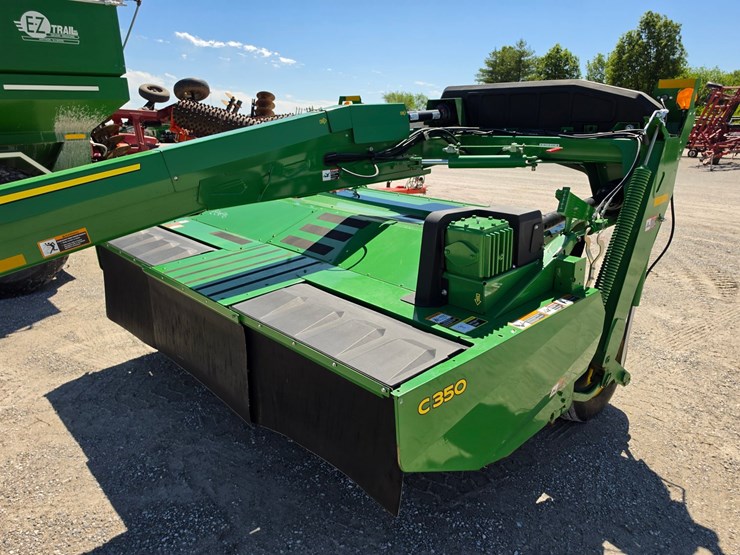 2021-john-deere-c350-image-11