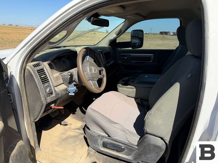 2015-dodge-1500-image-7