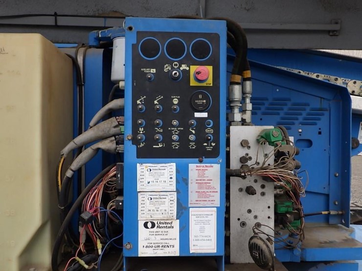 2004-genie-s85-image-17