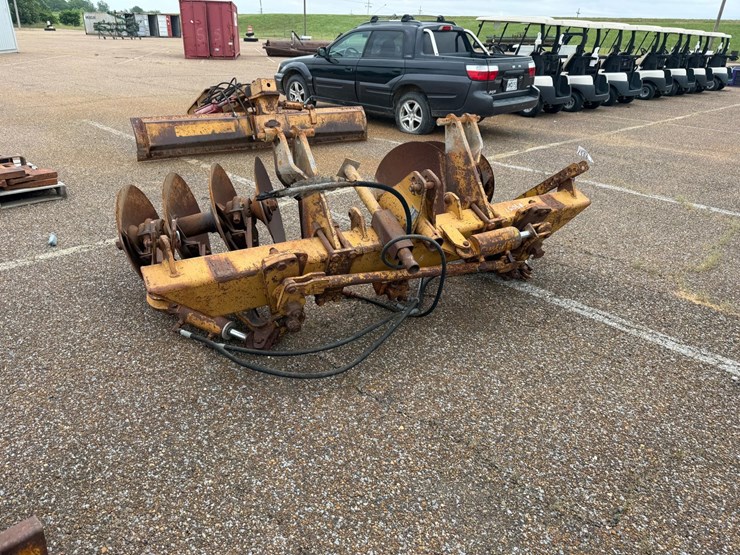 #9057-•-reynolds-levee-plow-image-5