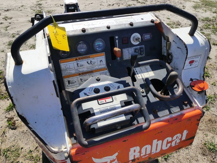 2005-bobcat-mt52-image-10