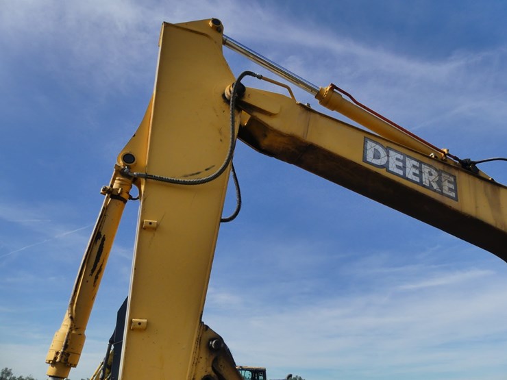 2006-deere-160c-lc-image-7
