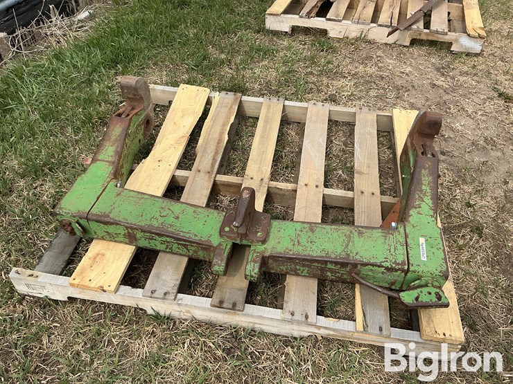 john-deere-3-pt-quick-hitch-image-2