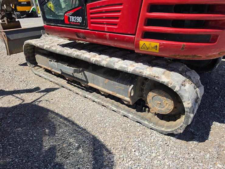 2021-takeuchi-tb290-image-13