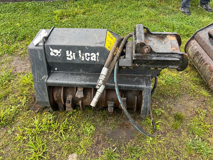 #2-•-bobcat-28dmx-excavator-mulcher-image-2