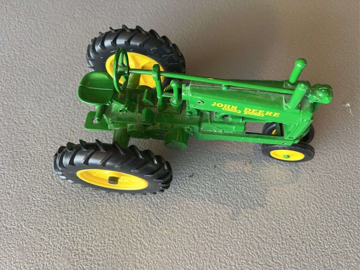 john-deere-model-a-image-9