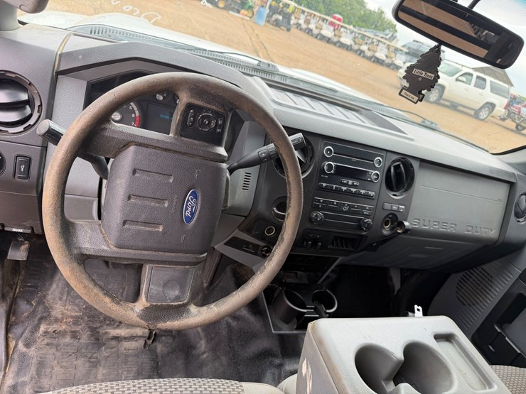 2016-ford-f250-image-15