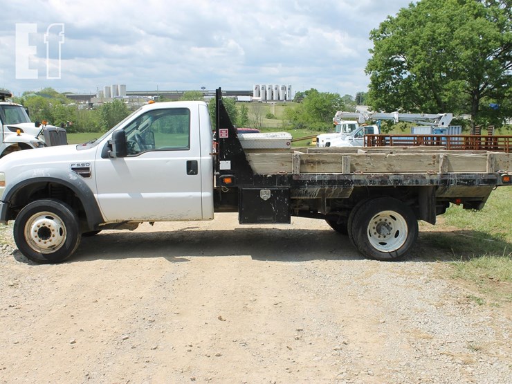 2008-ford-f550-image-2