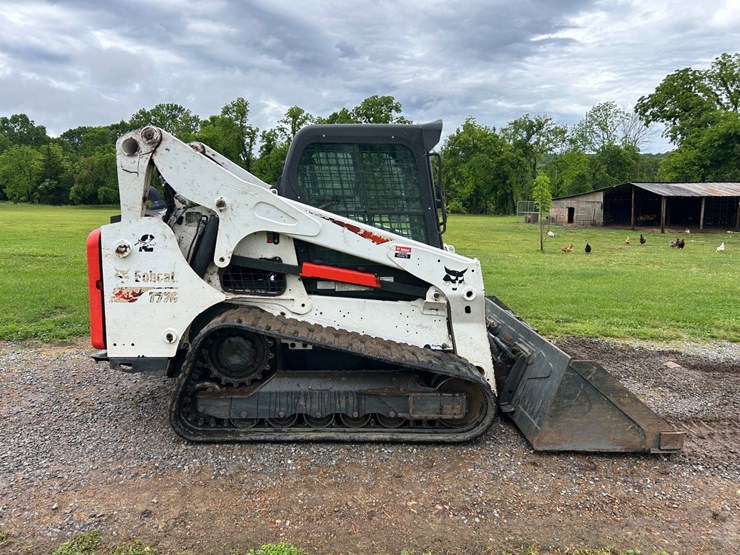 2022-bobcat-t770-image-2