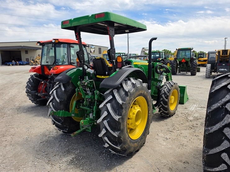 2022-john-deere-5090e-image-10