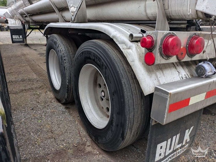1992-polar-tanker-image-53