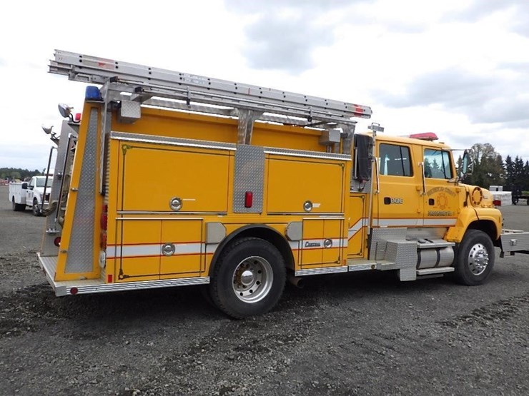 1995-ford-l9000-image-5