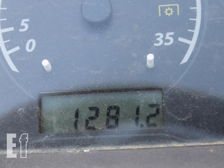 john-deere-1023e-image-20