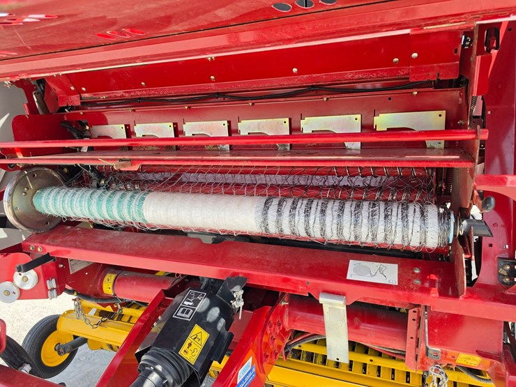 2020-new-holland-roll-belt-560-image-5