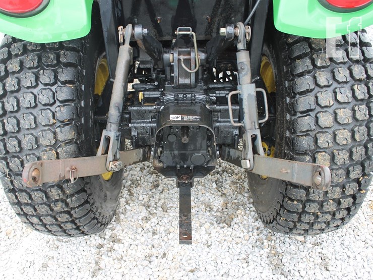 john-deere-3520-image-5