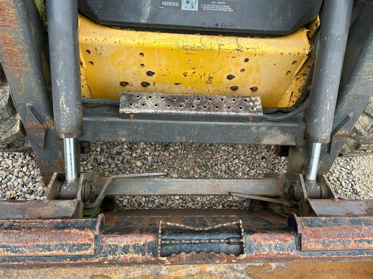new-holland-ls160-image-10