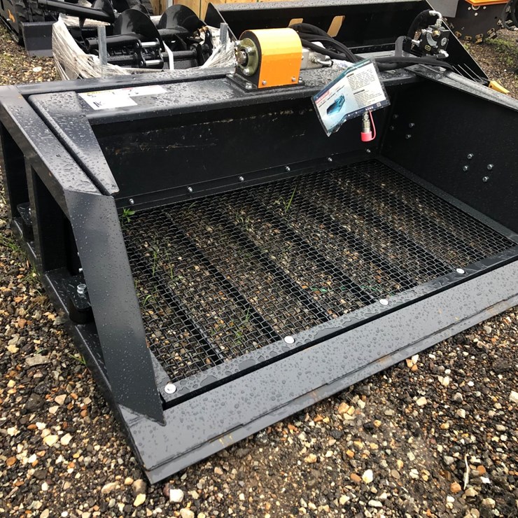 #25 • 72” VIBRATORY SCREENER BUCKET