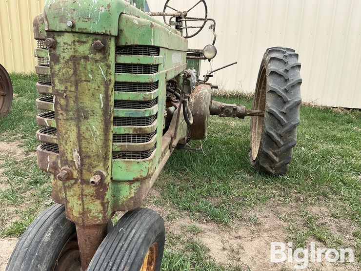 john-deere-b-image-9