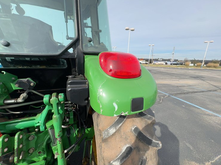2011-john-deere-5095m-image-15