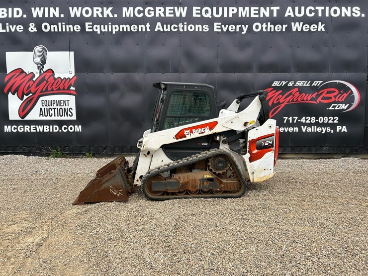 2020-bobcat-t64-image-1