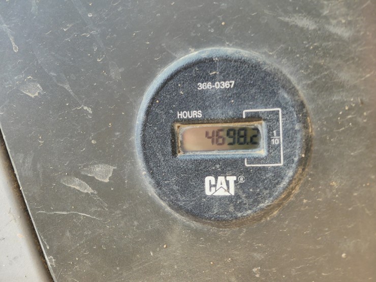 2016-caterpillar-312f-image-16