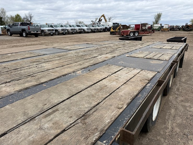 #3909-•-2019-felling-32'-equipment-trailer-image-21