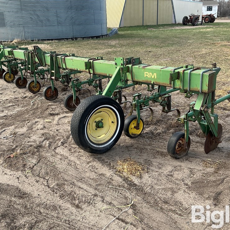 JOHN DEERE RM
