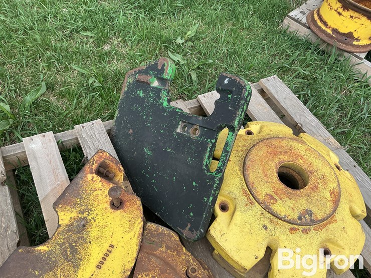john-deere-tractor-weights-image-12