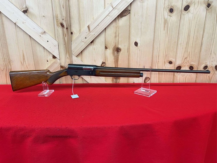browning-arms-company-twenty-gauge-semi-automatic-shotgun-image-4