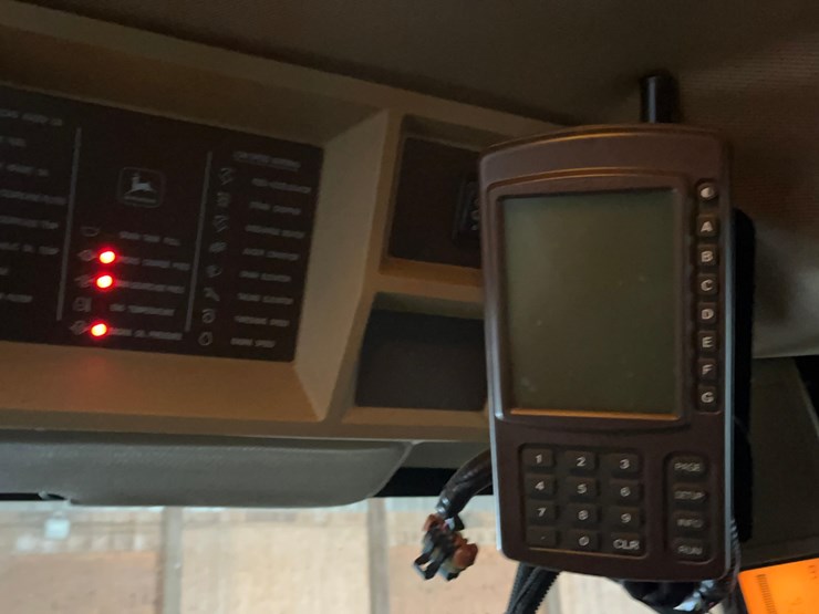 2000-john-deere-9650-image-40