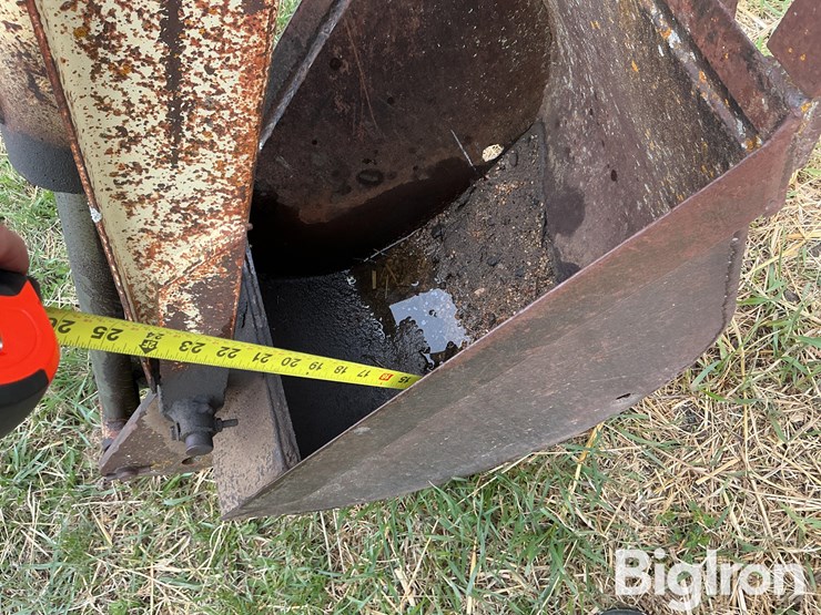 digz-all-800-pull-type-backhoe-image-13