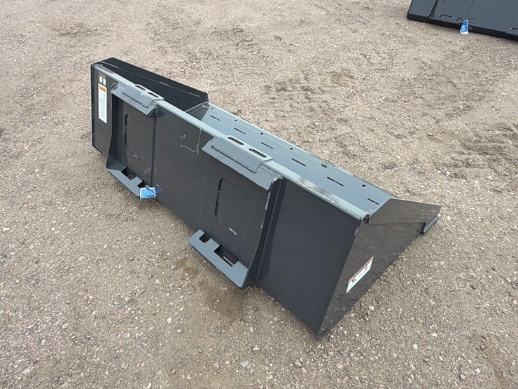 unused-2025-wolverine-tdb-11-72w-skid-steer-track-duty-bucket-attachment-image-3