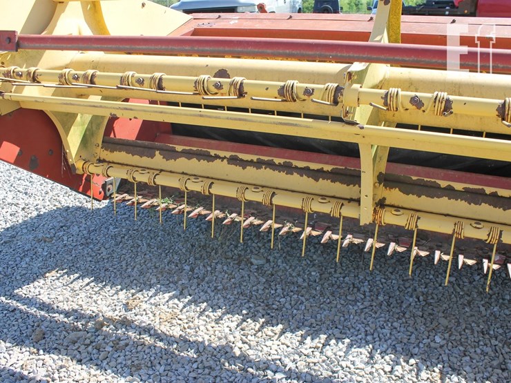 new-holland-472-image-6