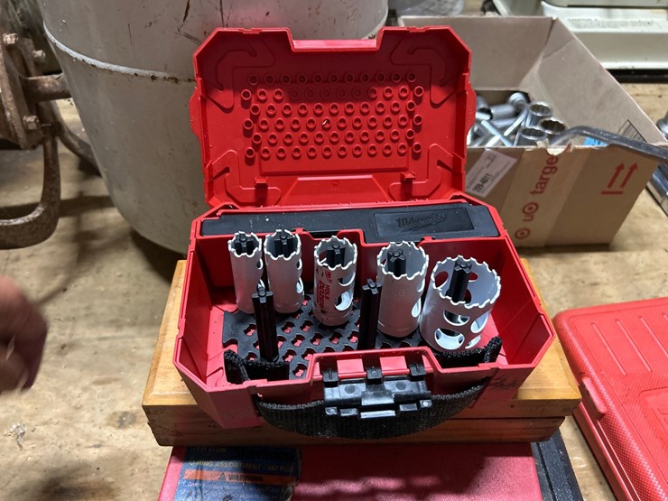 #23-•-porter-cable-crown-stapler,-bits,-etc.-image-5