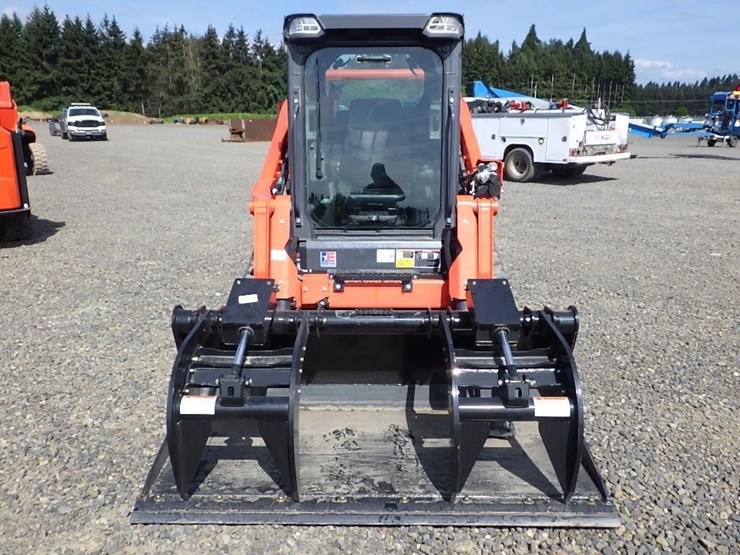 kubota-svl75-3-image-2