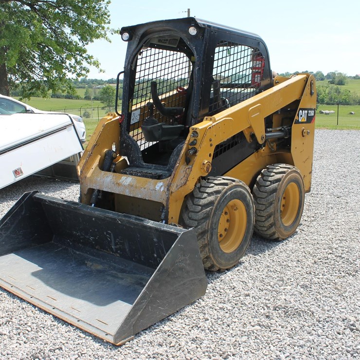 CATERPILLAR 226D