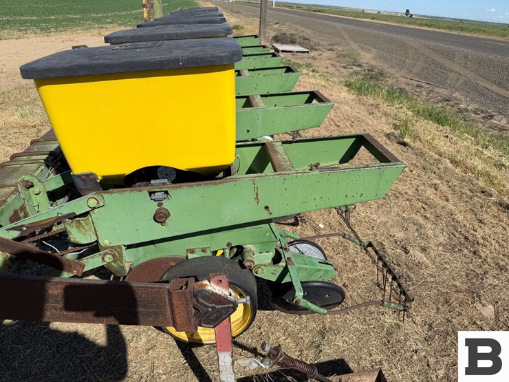 john-deere-7100-image-10