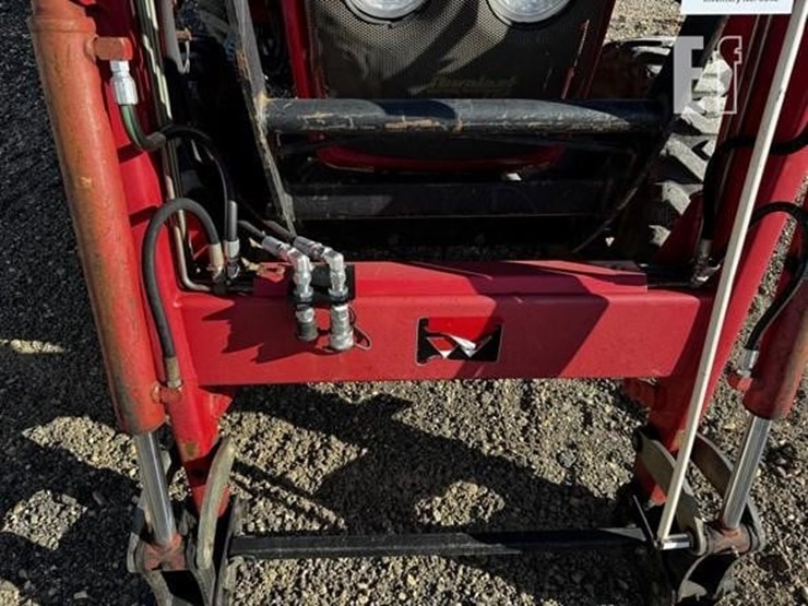 massey-ferguson-1540-image-8