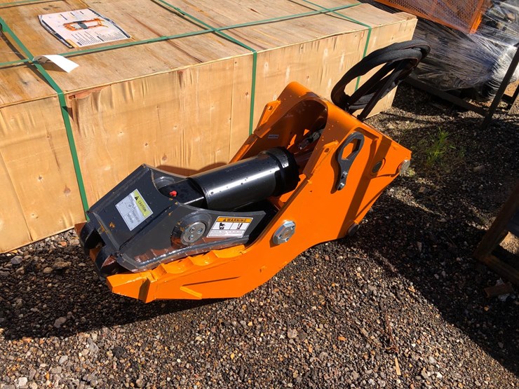 #35-•-excavator-hydraulic-clamp-thumb-image-1
