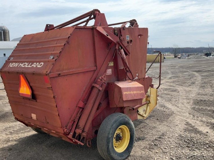 new-holland-847-image-6
