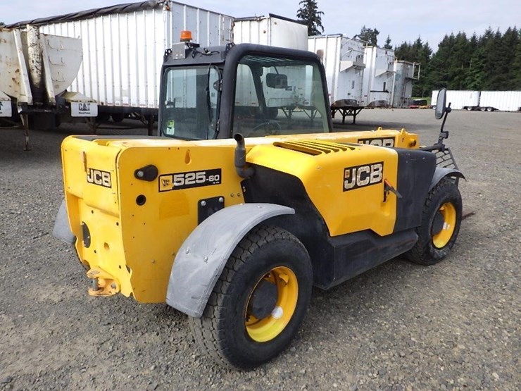 2015-jcb-525-60-image-5