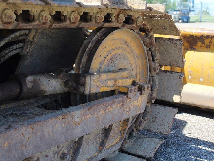john-deere-350-image-24