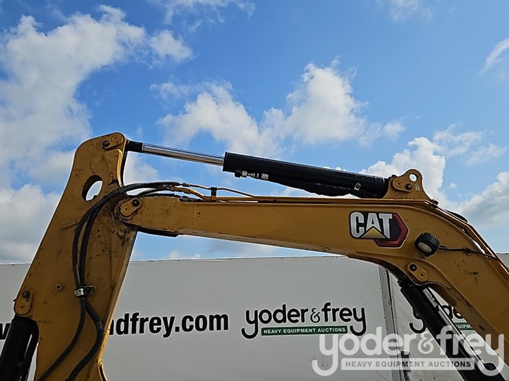 2024-caterpillar-304-image-19