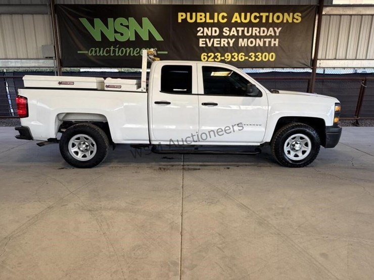 2014-chevrolet-silverado-1500-image-1