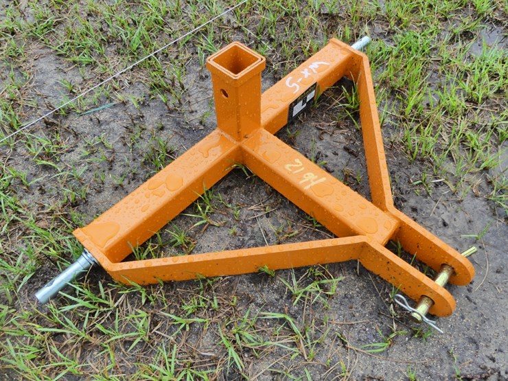 wolverine-3pt-hitch-receiver-image-1