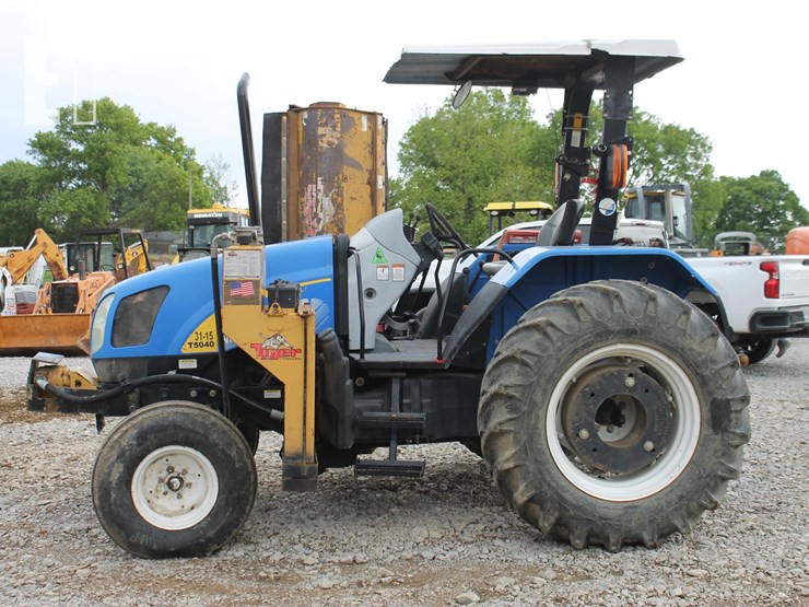 new-holland-t5040-image-2