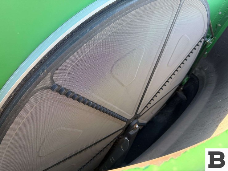 2009-john-deere-9770-sts-image-100